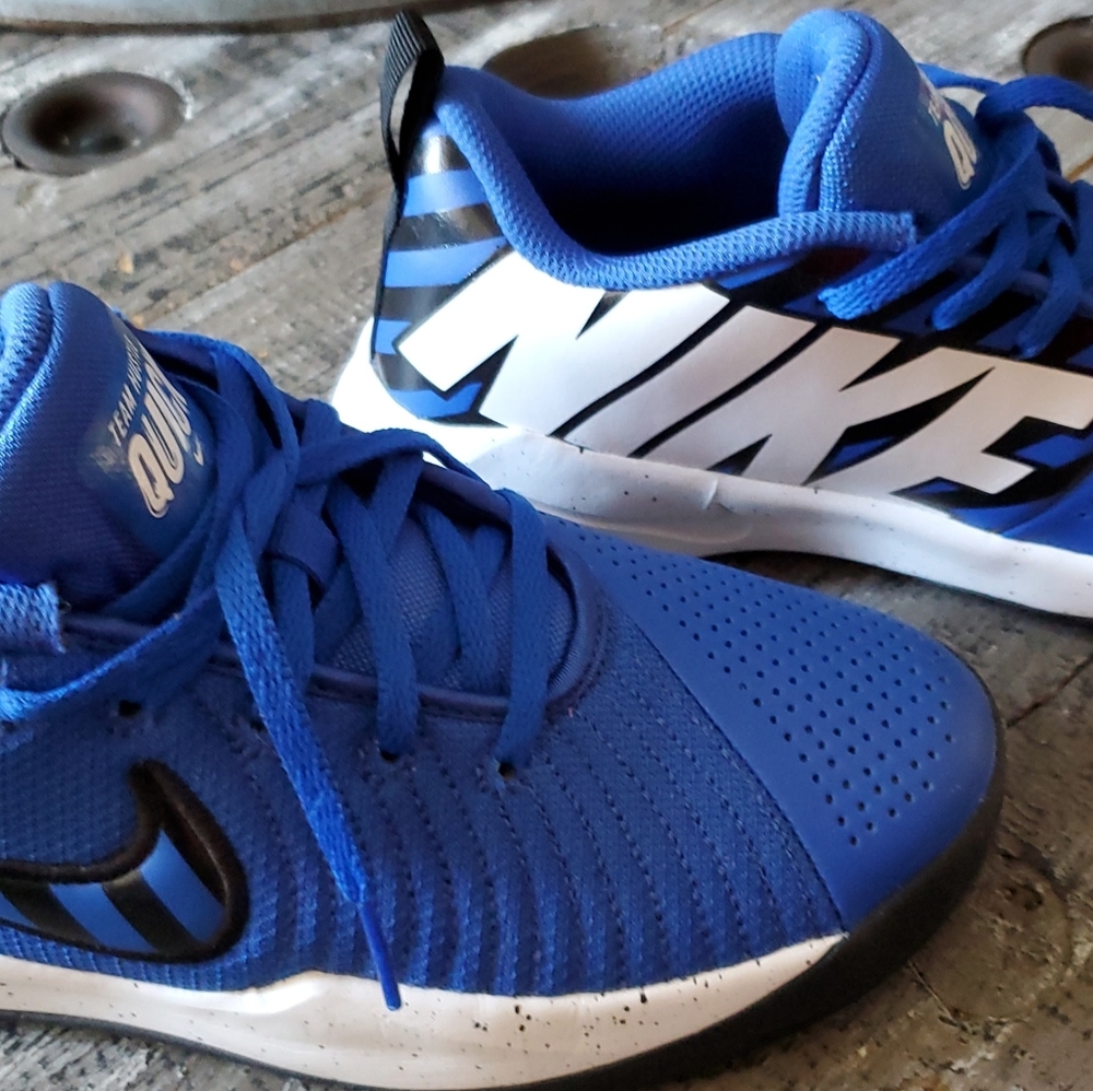 Nike shoes